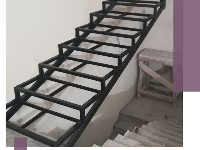 Демонтаж лестниц на металлокаркасе в Электростали: быстрый вывоз и разбор