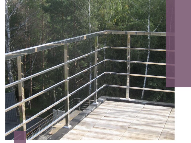 Парапеты из нержавеющей стали в Электростали — изготовление и монтаж